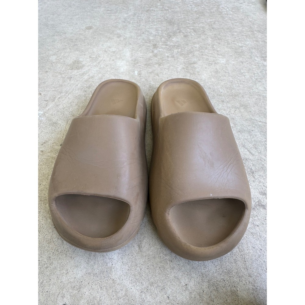 Adidas Yeezy Slide Earth Brown Mens Size 11 G55492 EVA Foam Sandals